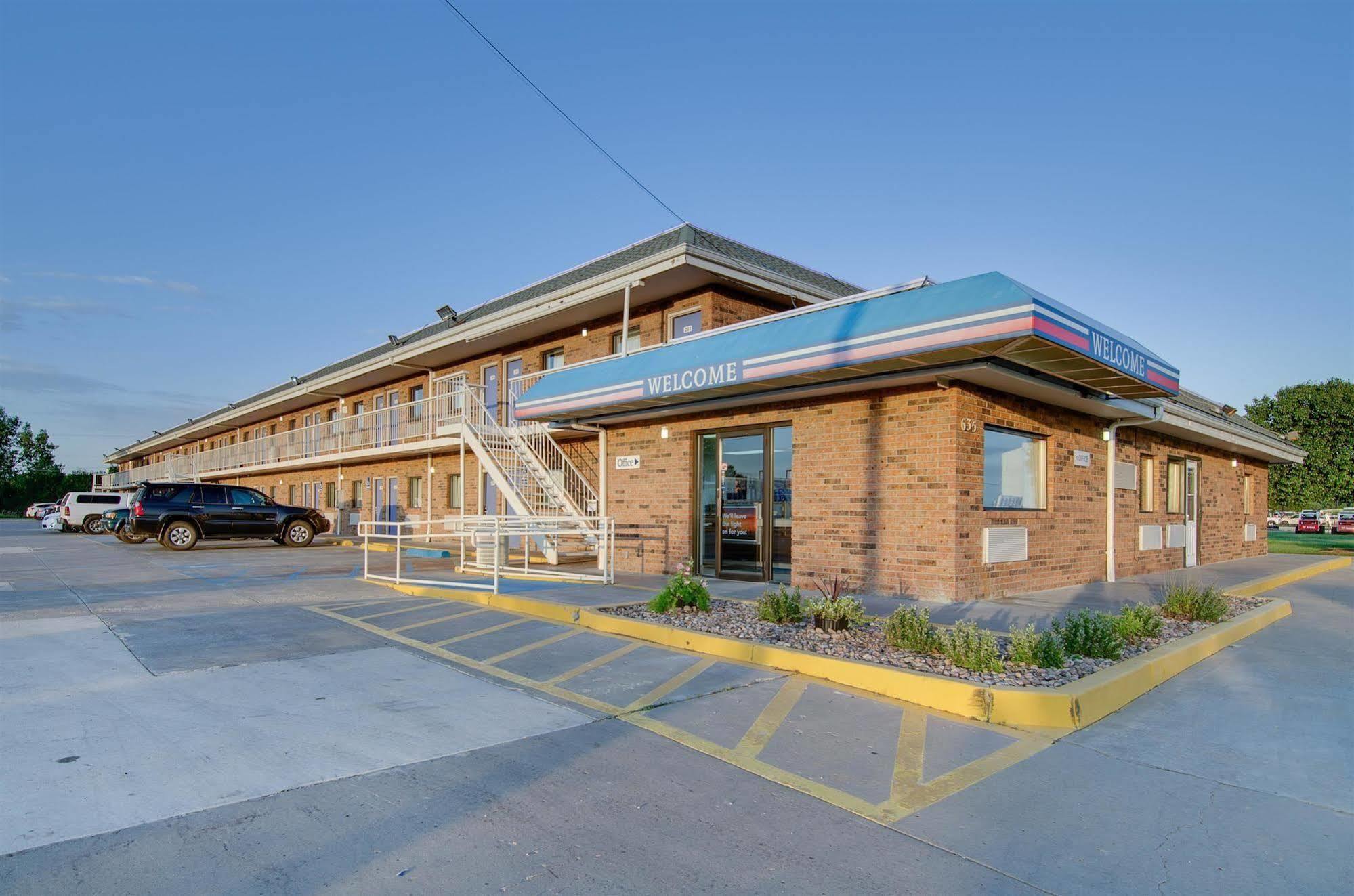 Motel 6-Salina, Ks Ngoại thất bức ảnh