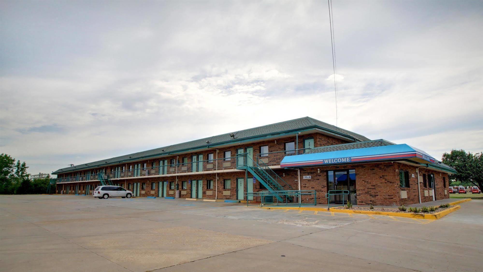 Motel 6-Salina, Ks Ngoại thất bức ảnh