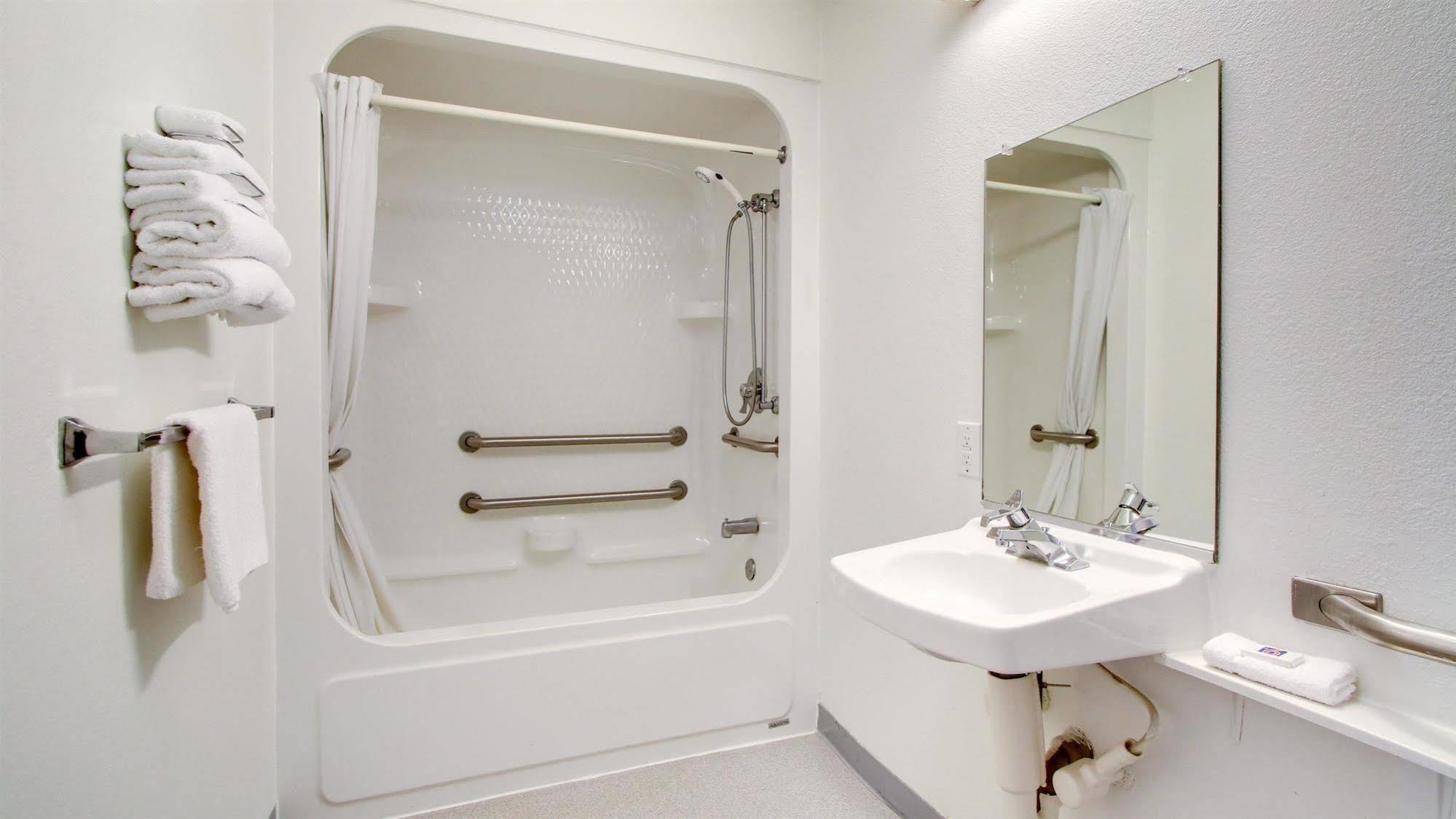Motel 6-Salina, Ks Ngoại thất bức ảnh