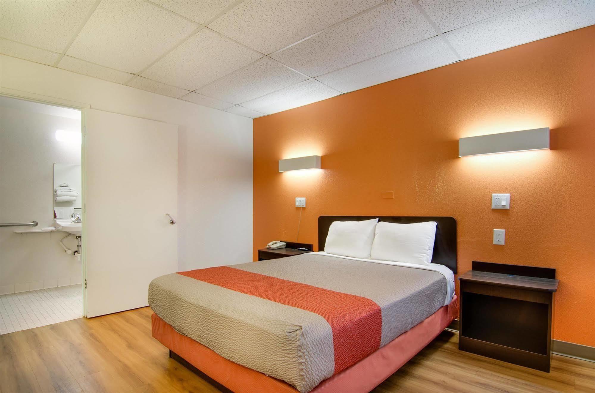 Motel 6-Salina, Ks Ngoại thất bức ảnh