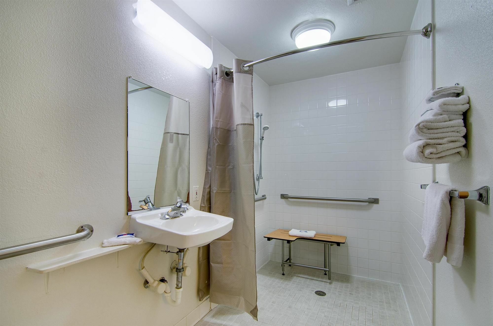 Motel 6-Salina, Ks Ngoại thất bức ảnh